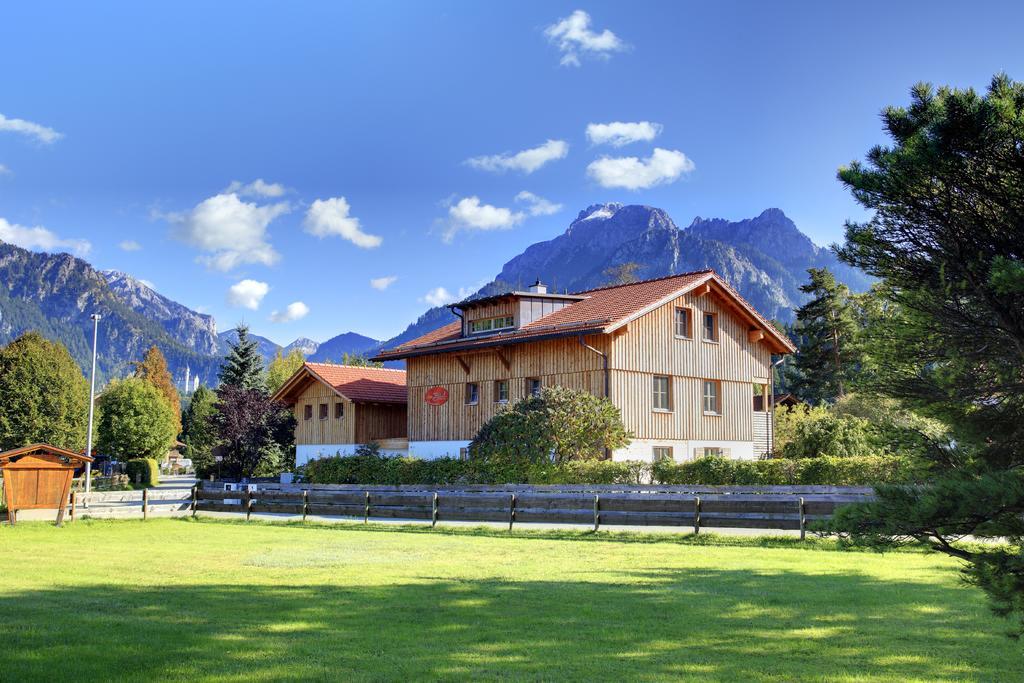 Luna Blanca - Apartments Швангау Экстерьер фото